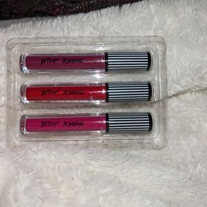 Betsey Johnson lip love matte liquid lip color full size set of 3 no box